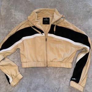 Hollister Cropped Zip-up jacket